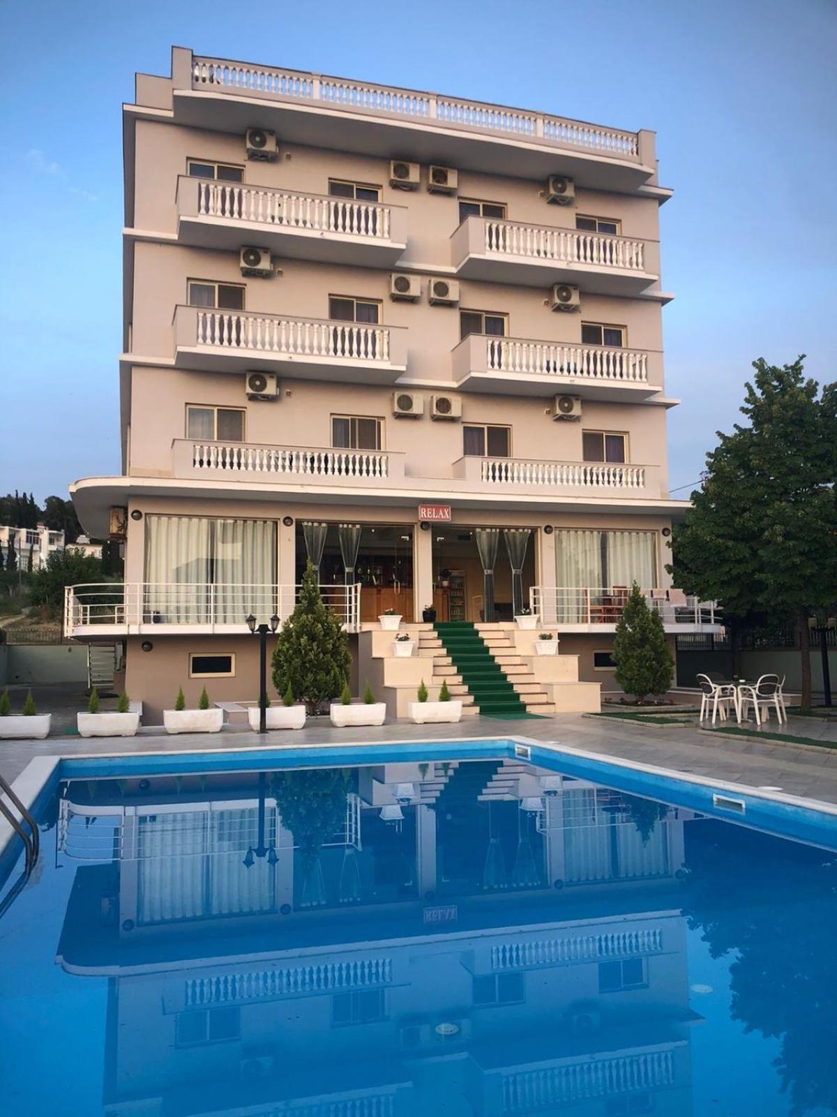 Relax Apartment & Hotel Golem  Exterior photo