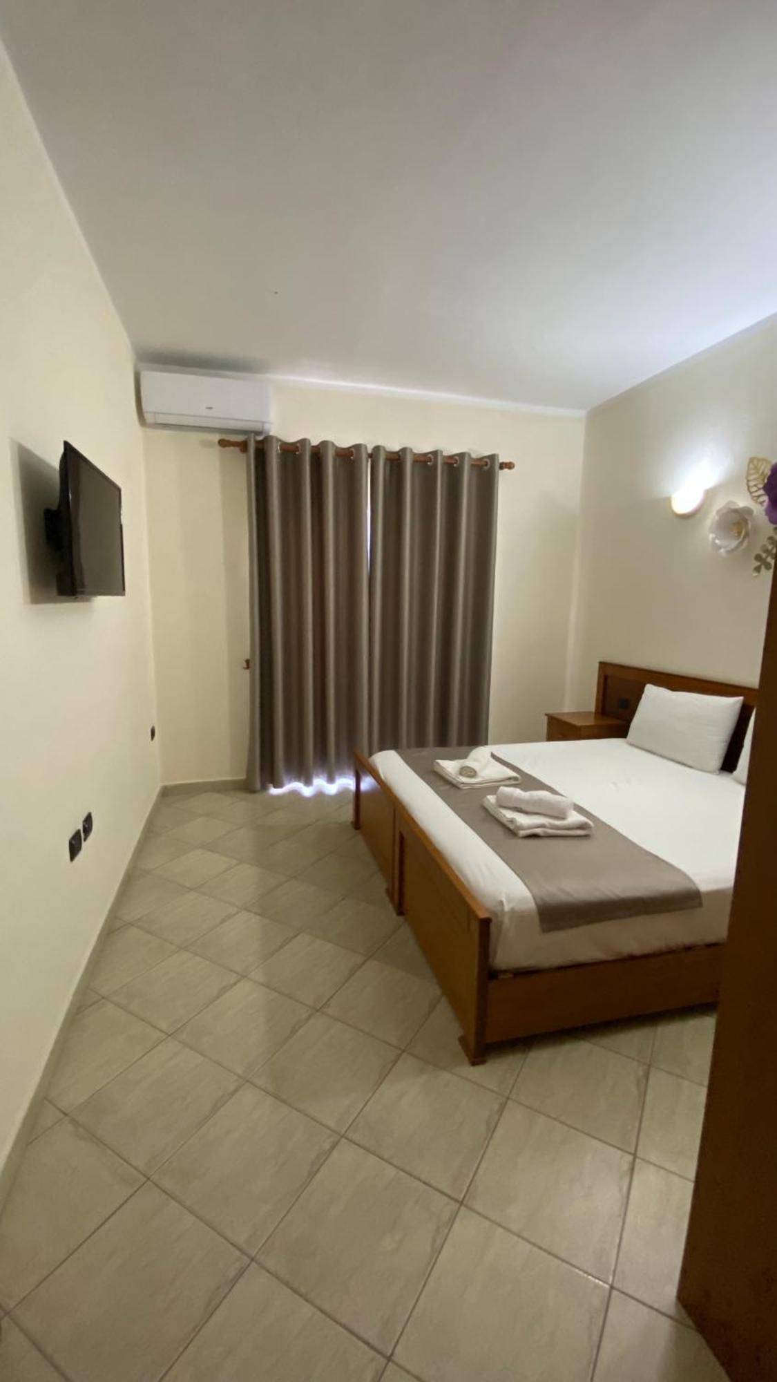 Relax Apartment & Hotel Golem  Exterior photo